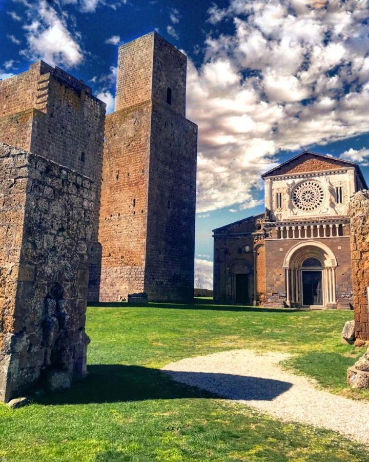 Piazza Duomo Ξενοδοχείο Tuscania Εξωτερικό φωτογραφία
